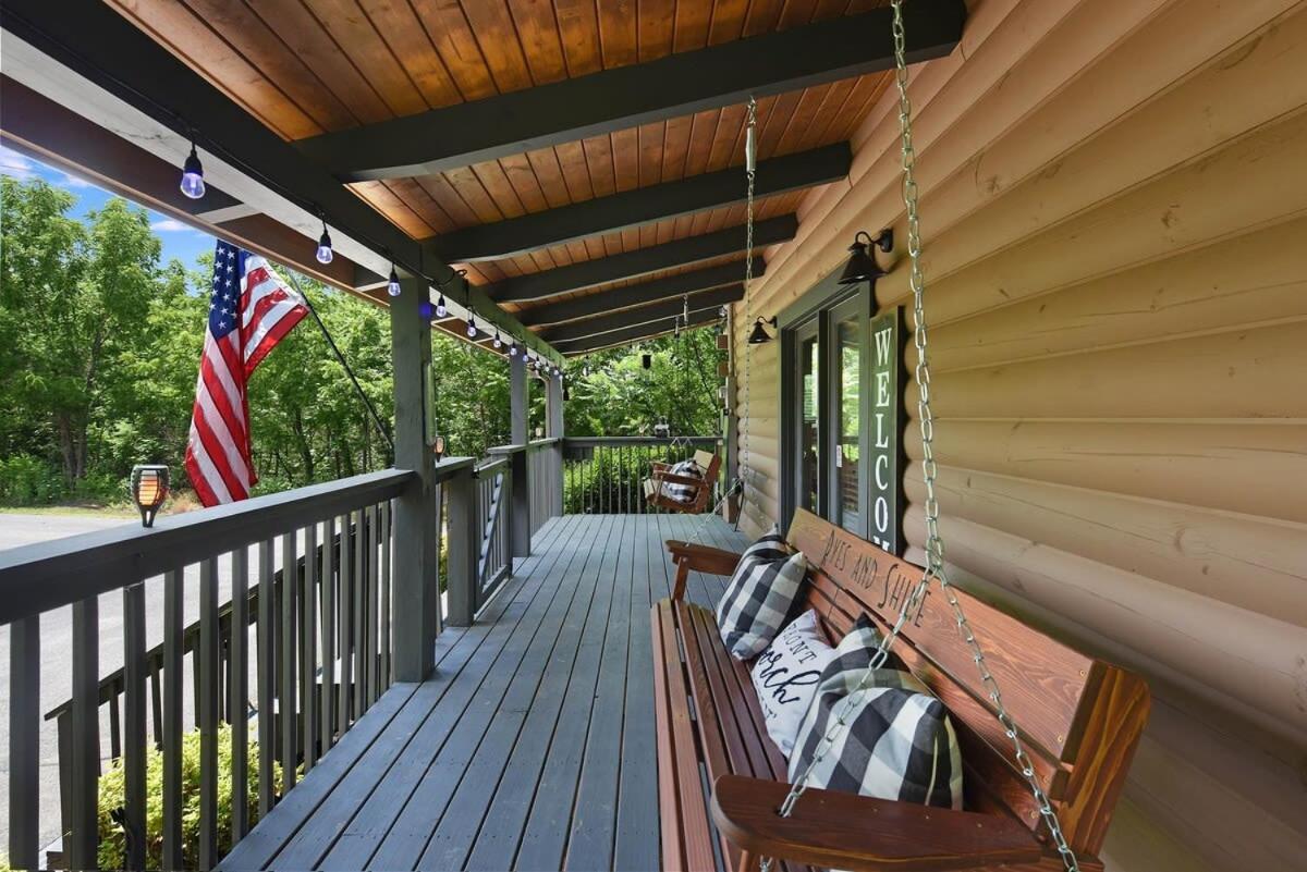 Ryes And Shine Bootlegger'S Cabin! Hot Tub* Pool* Arcade* Billiards *Ev * Pet Friendly 塞维尔维尔 外观 照片